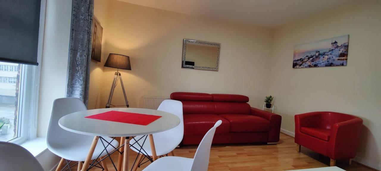 Apartment Marmaduke - Entire Close To City Centre *